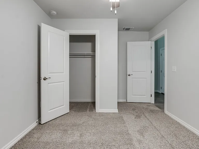 3903 Lleyton Dr — Photo 22