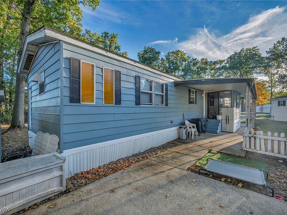Center Ridge Rd 35157 Center Ridge Rd North Ridgeville OH | Zillow