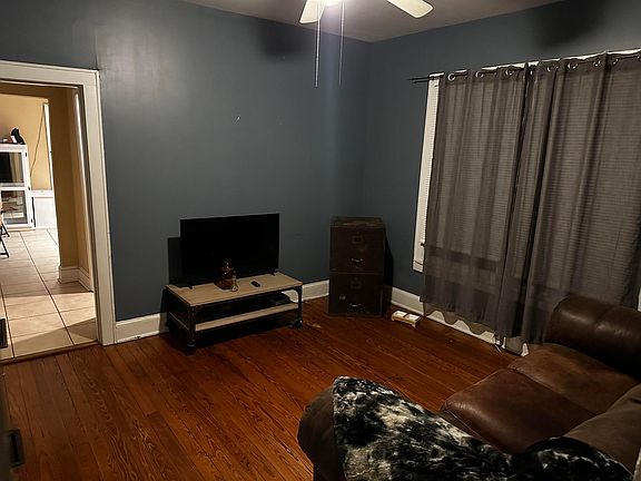 2nd image of 1712 E 5th Ave #2