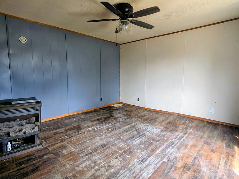 822 W Franklin St — Photo 7