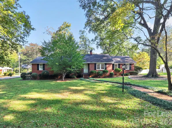 130 W Oak St, Fort Mill, SC 29715