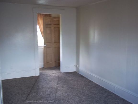 2nd image of 2708 2nd Ave S APT 6