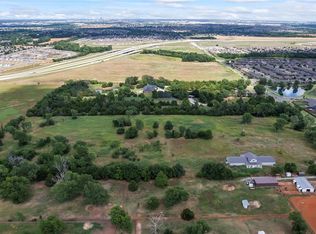 11133 SW 29th St, Yukon, OK 73099