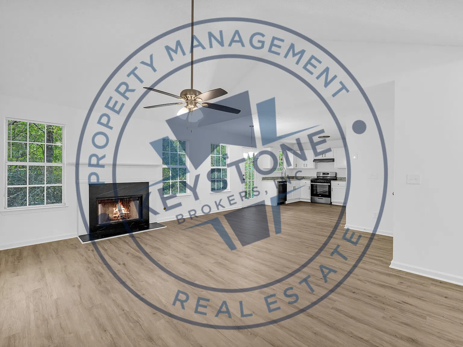 3 bed, 2.0 bath, 1192 sqft, $1,699 — Photo 3
