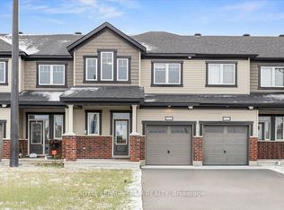 2123 Winsome Ter, Ottawa, ON K4A 5N1