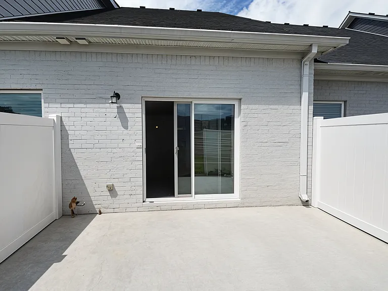 3414 Pershing Dr — Photo 22