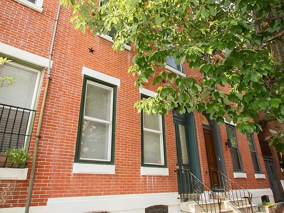4th image of 2225 Mount Vernon St #1