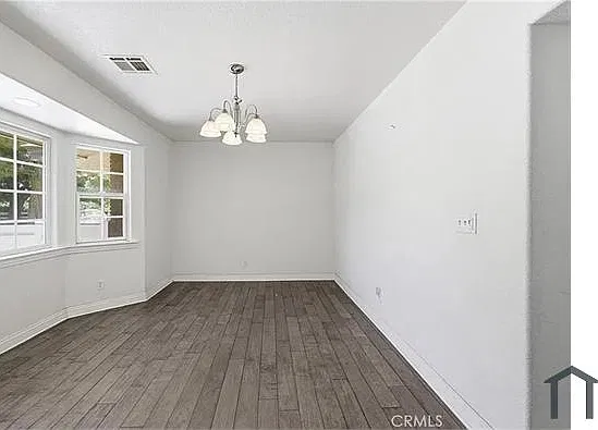 3 bed, 2800 sqft, $3,750 — Photo 1