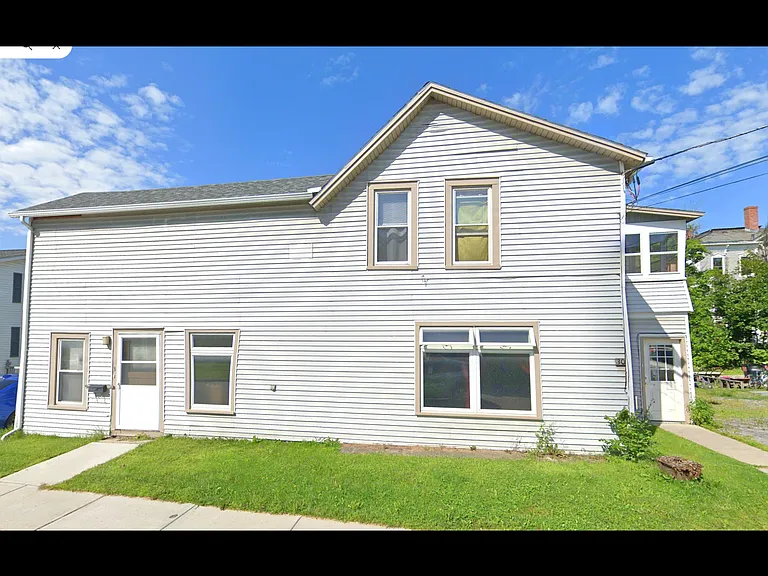 30 Water St #1 — Photo 1
