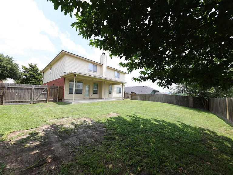 2203 Ryan Dr — Photo 34