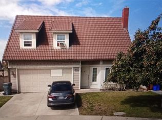 11304 Vale Vista Dr, Fontana, CA 92337