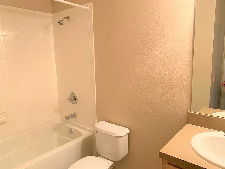 5311 Paradise Cay Cir — Photo 10