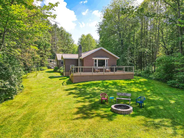 N9185 Elk River Rd, Phillips, WI 54555