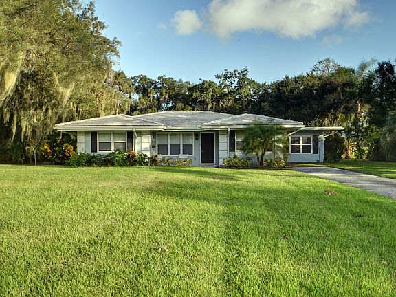 5th image of 3031 Golf View Dr