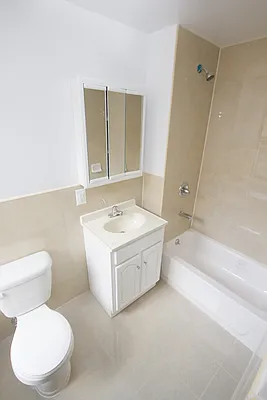 Rented by Jonis Realty | media 17