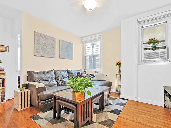3rd image of 21-37 33rd St APT 1C
