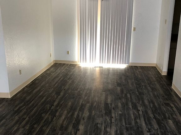 3rd image of 3041 N Linda Vista Ln