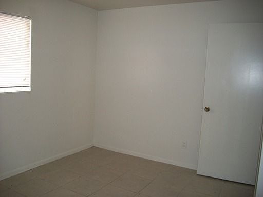 3rd image of 4617 SW 8th Pl APT 6