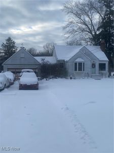12081 Albion Rd, North Royalton, OH, 44133