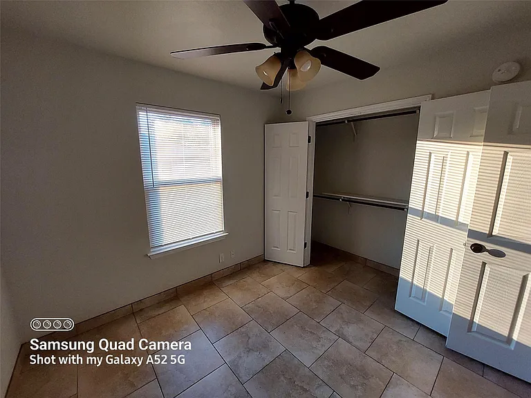 2505 S Oak Ln #A — Photo 2