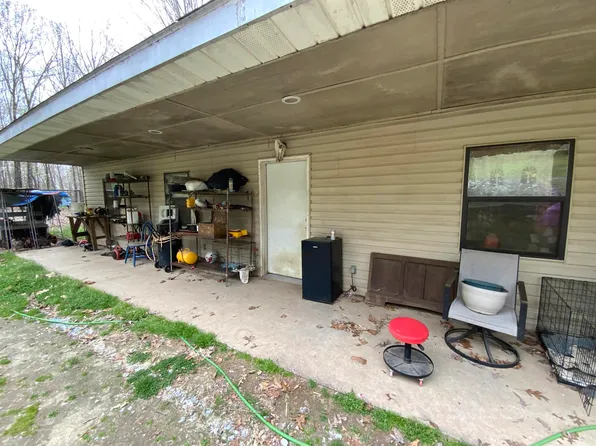 17 Dungan Ln, Cave City, AR 72521