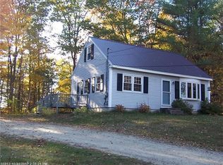 84 North St, Mechanic Falls, ME 04256