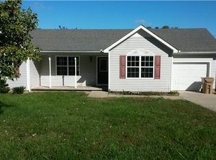 962 Eli Rd, Burns, TN 37029