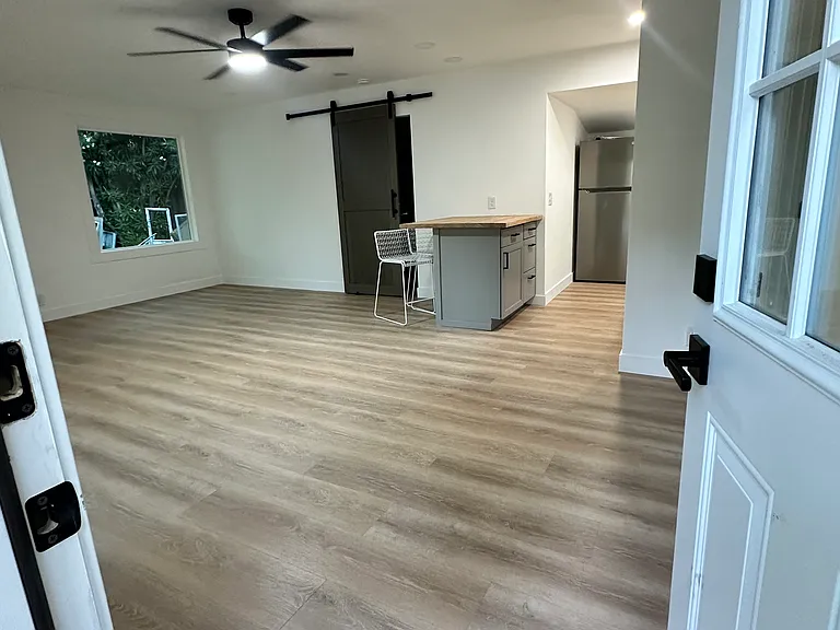 1377 Willis St — Photo 1