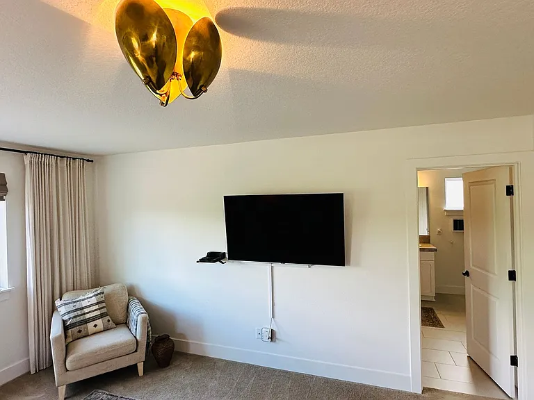 158 S 39th Dr — Photo 18