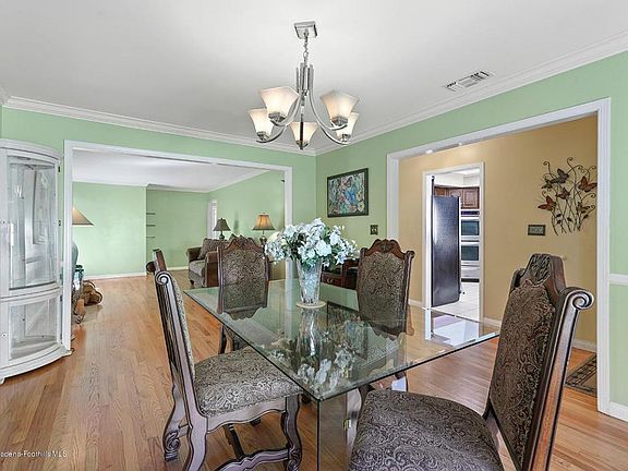 5th image of 296 E Las Flores Dr
