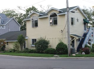 599 E Lake View Rd, Syracuse, IN 46567