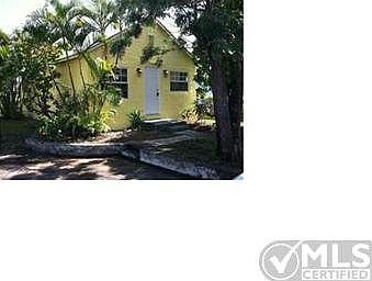 1st image of 919 12th Ave S