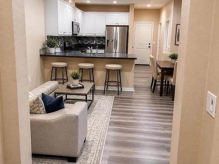 2818 E Berry Loop Privadounit #67 — Photo 7