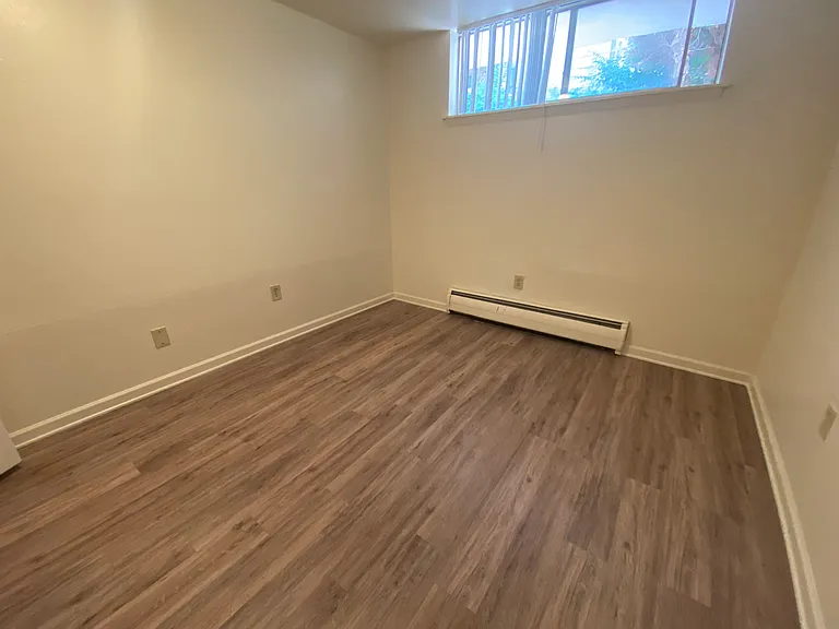 2655 Mapleton Ave #103 — Photo 7