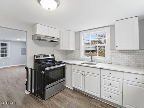 5th image of 466 Stagecoach Road