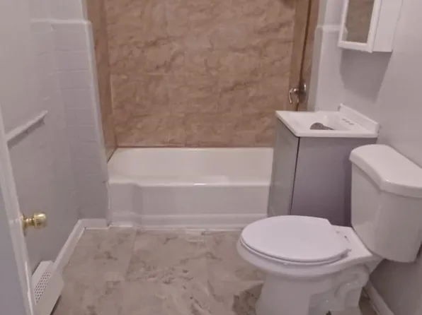 35 Orient Avenue image 6 of 14