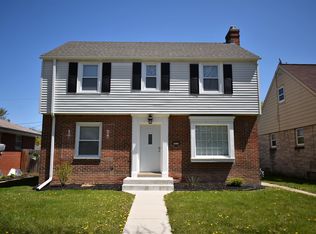 5032 N 67th St, Milwaukee, WI 53218
