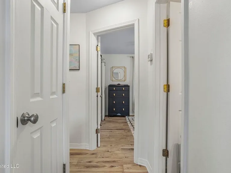 4081 Cardinal St — Photo 24