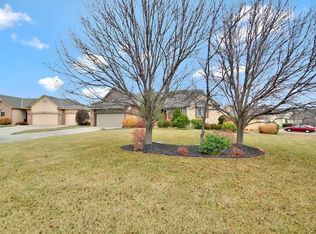 1627 S Tara Falls Ct, Wichita, KS 67207