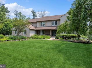 9 Highfield Ct, Lawrence Township, NJ 08648