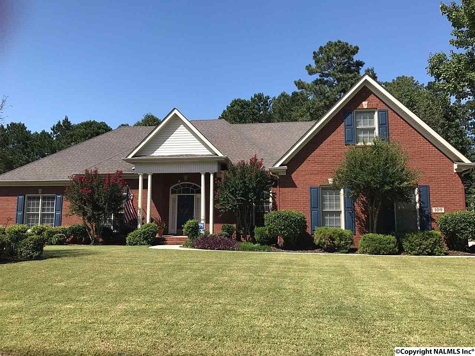 1st image of 109 W Holbrook Dr