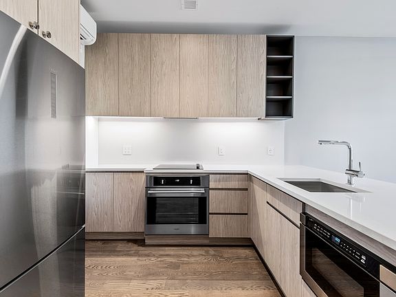 4th image of 188 1st Ave #2N