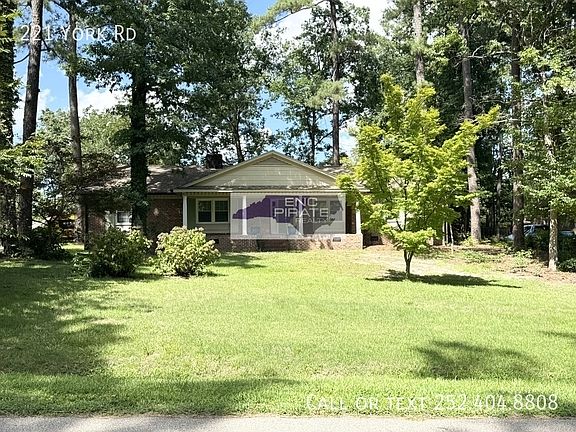 2nd image of 221 York Rd