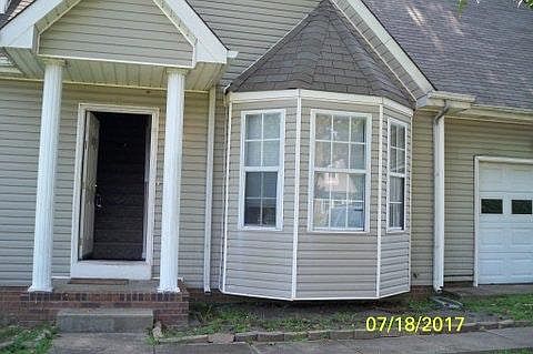 1st image of 575 Anita Dr