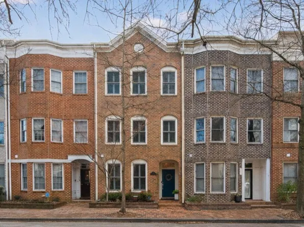 239 College Pl, Norfolk, VA 23510