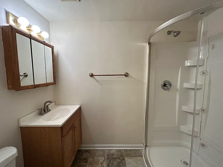 2554 W Eastwood Ave #2 — Photo 8