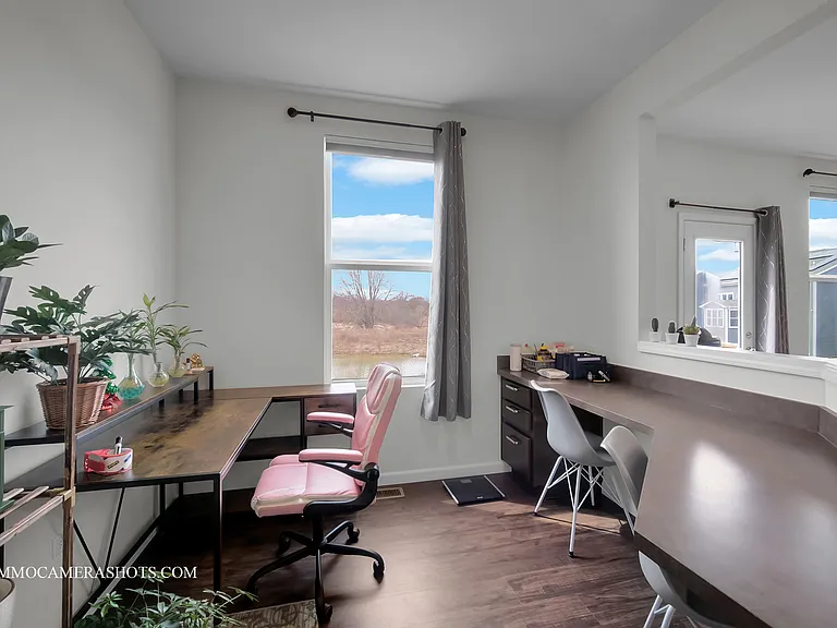 1398 Kessler Dr — Photo 11