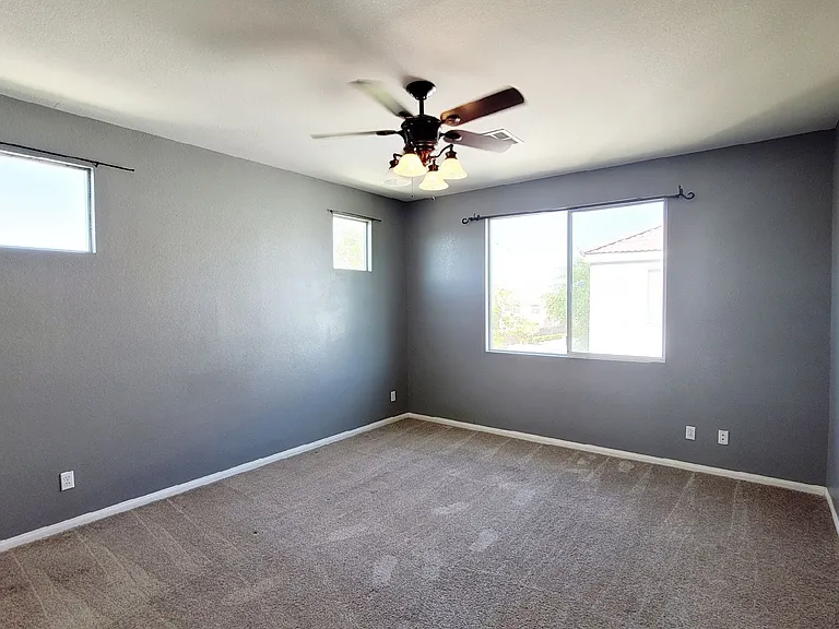6252 Huntington Ridge Ave — Photo 12