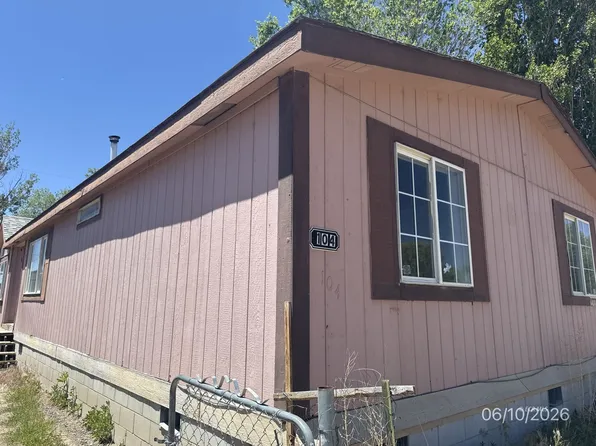 104 14th St, Carlin, NV 89822