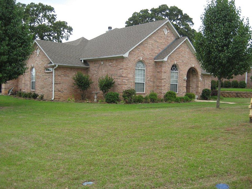 1st image of 3301 Saint Andrews Dr